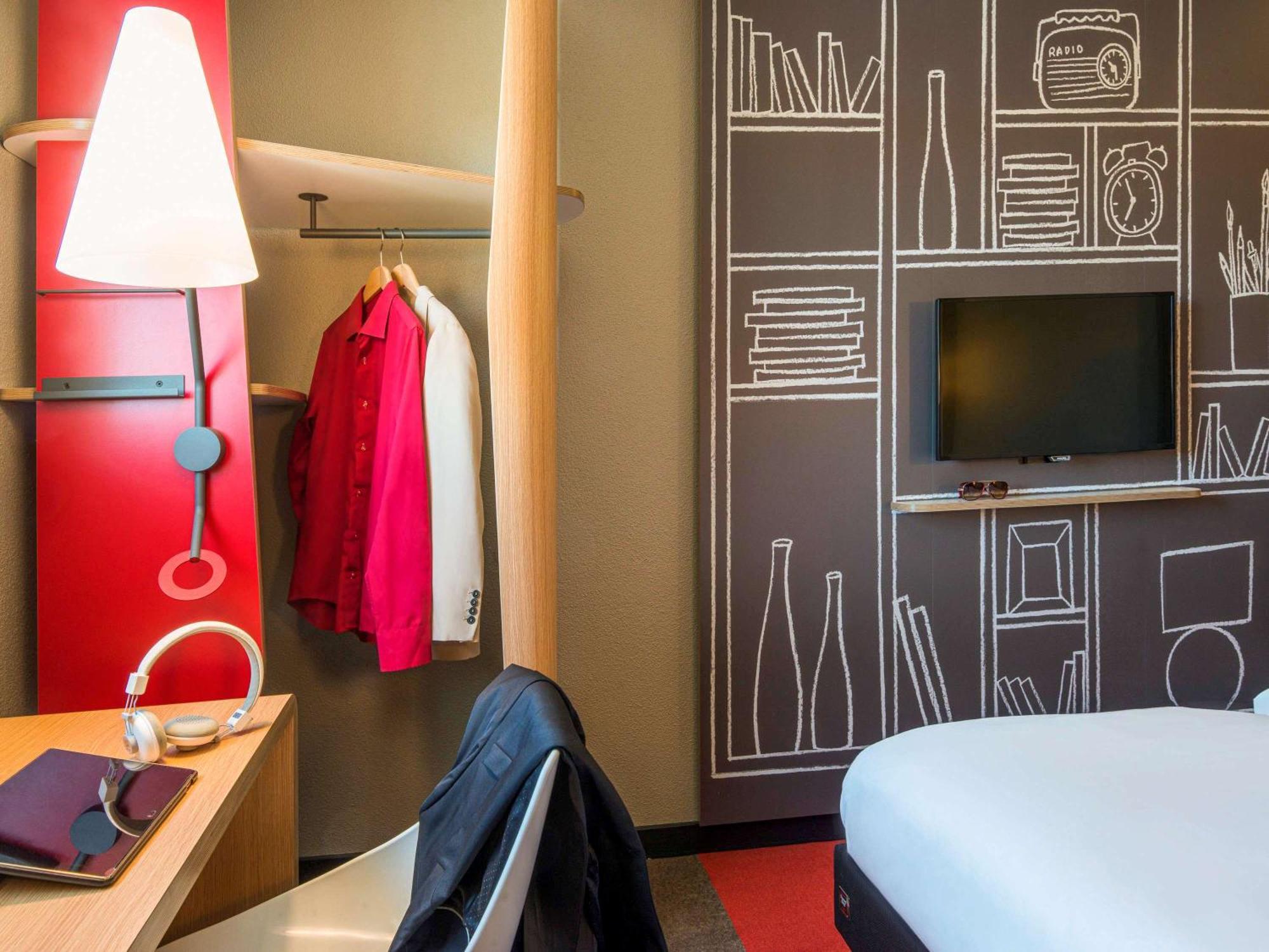 Hotel Ibis Manosque Cadarache Exteriér fotografie